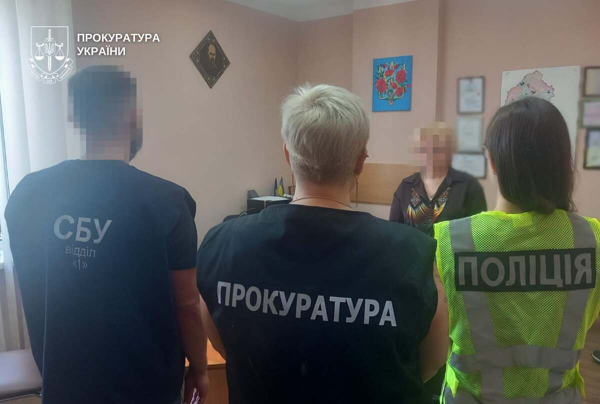 Хмельниччина: Посадовці проти дітей - п'ятьох підозрюють у розтраті житлового бюджету