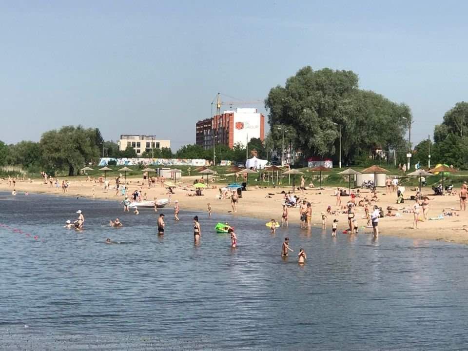 пляж хмельницький