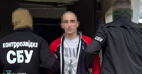 На Хмельниччині: Агент ФСБ планував удари по оборонних заводах Заходу України.