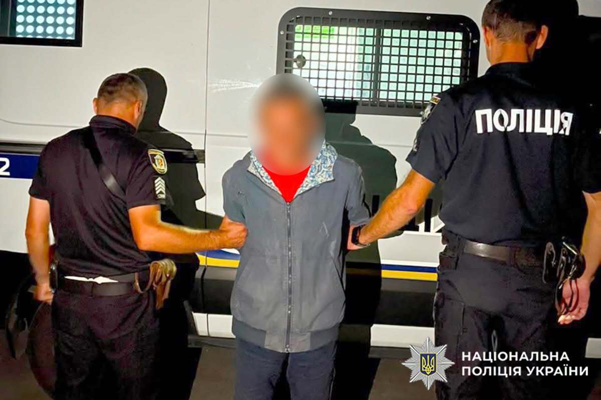 Шепетівка: Напад у ліфті на пенсіонерку – зловмисника затримано.