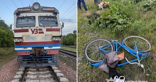 Трагедія на Хмельниччині: електричка смертельно травмувала велосипедиста, що перетинав колію.