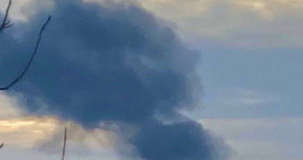 Хмельниччина під вогнем: зруйновані підприємства, АЗС, будинки. Є поранені.