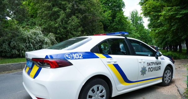 П’яний водій трощив авто та тікав: у Хмельницьку затримано хулігана за кермом
