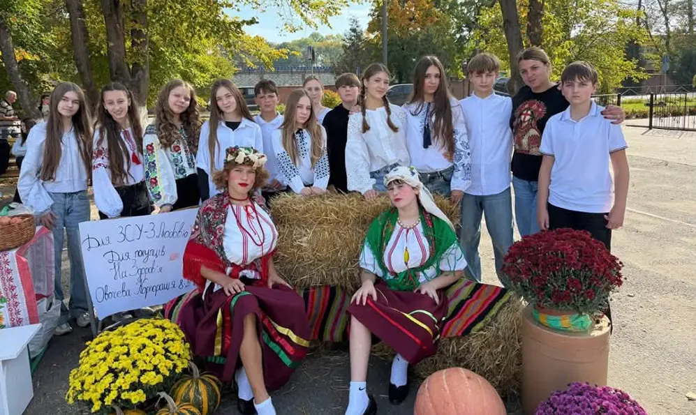 Шепетівські джури: ярмарок на підтримку ЗСУ.